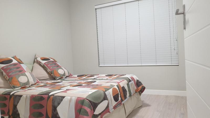 2 Bedroom Property for Sale in Zonnendal Western Cape
